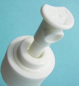 Close up image showcasing a ScopeNext SNXS 100 Finger sprayer product.